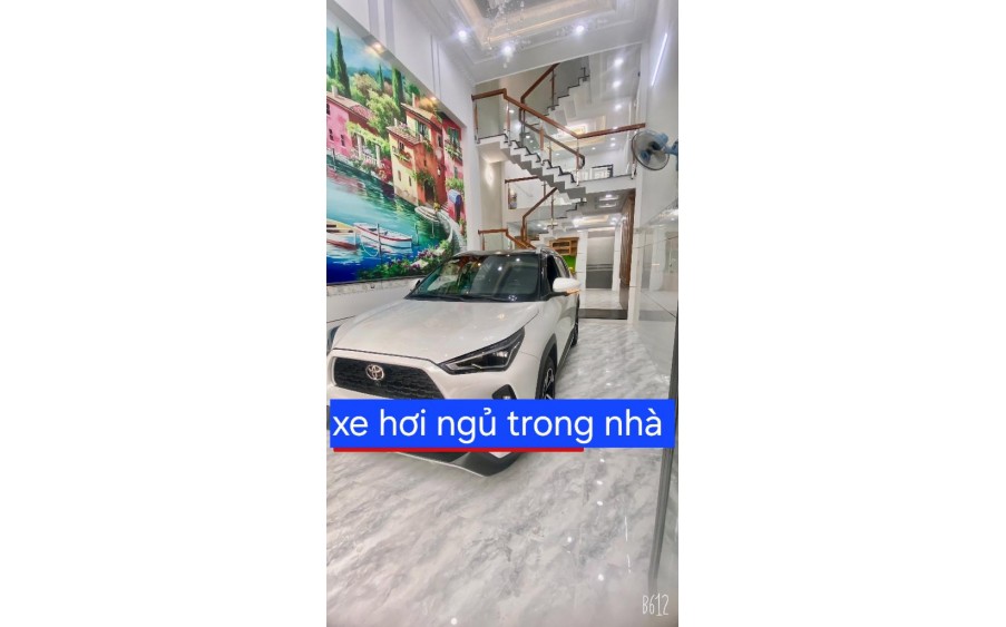 SÁT BÊN CHỢ - GẦN UỶ BAN PHƯỜNG BÌNH HƯNG HOÀ - QUỐC LỘ 1A - 54M2 - 4 TẦNG - ÔTÔ NGỦ TRONG NHÀ GIÁ 6.5 TỶ